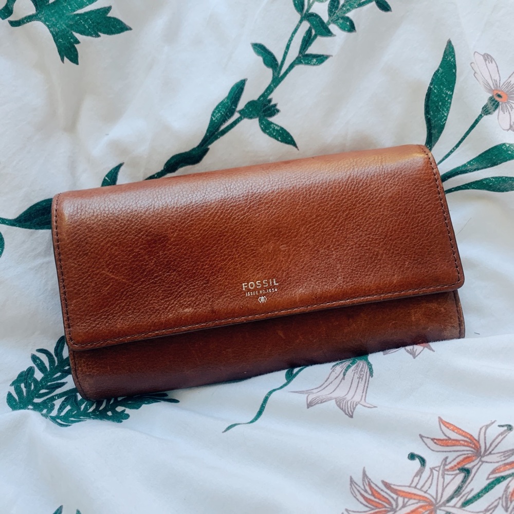 Fossil Brown Leather Fold Wallet